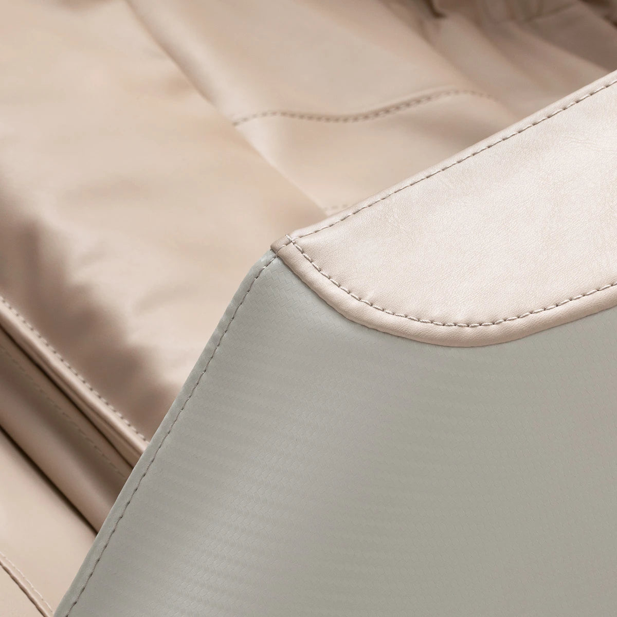 Sakura Prime 101 massage chair white