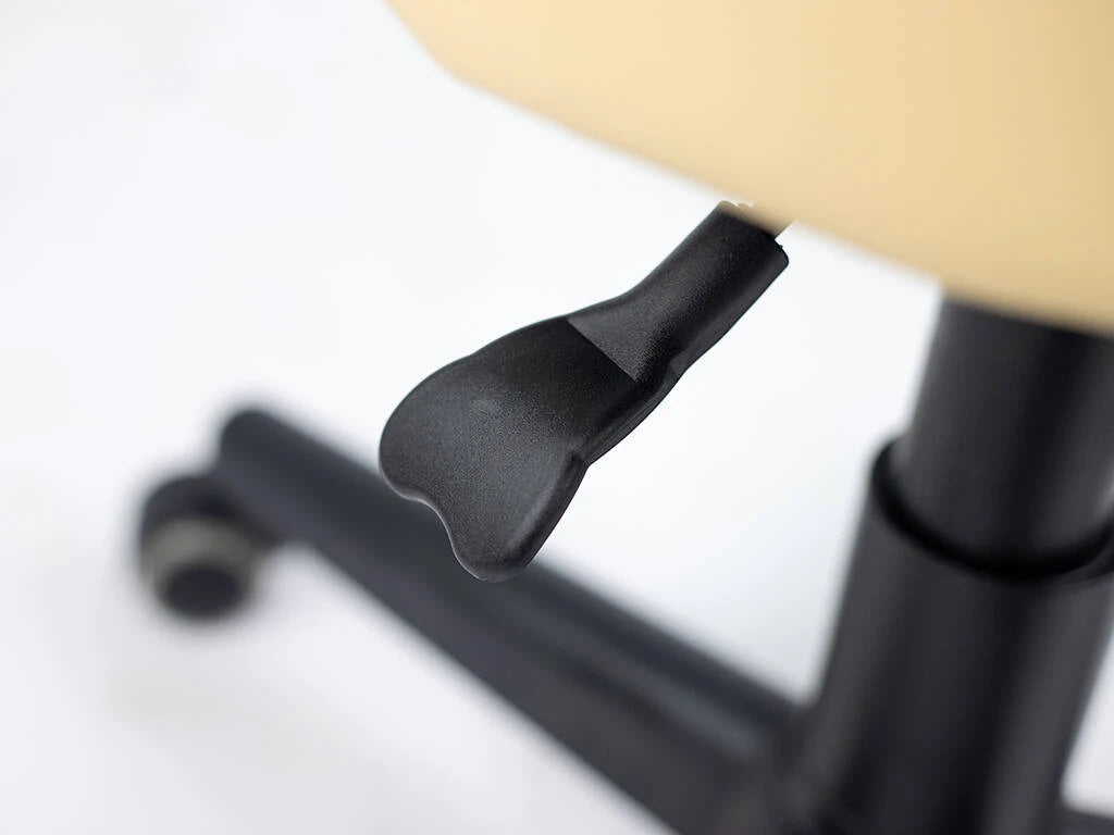 Stool NERO So Skin K415 black